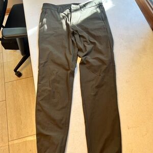 Lululemon Men's 30x32 Green Commission Pant